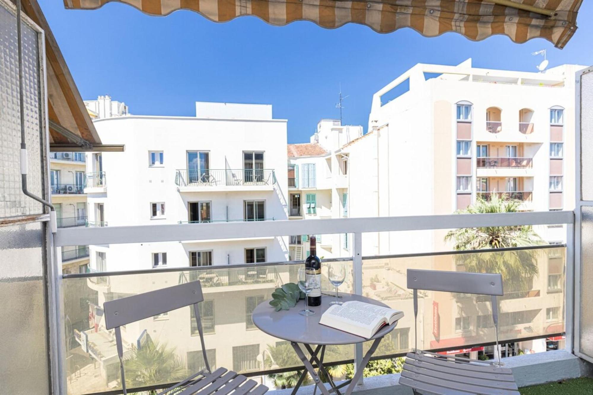 Grosso 4 - Studio With Balcony - Near The Sea Niza Exterior foto